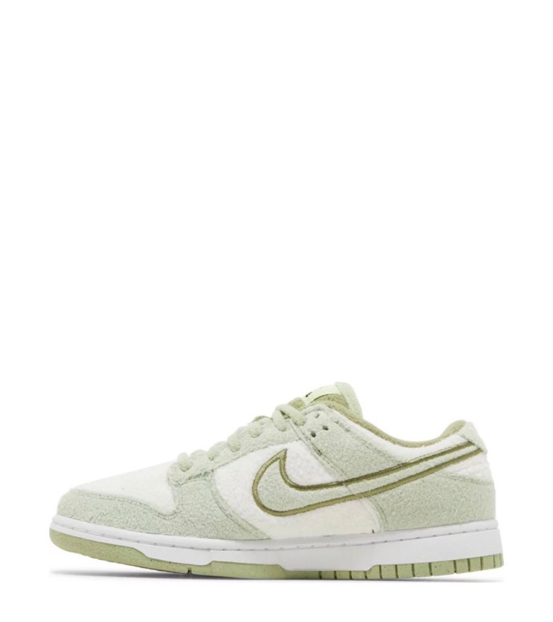 Dunk low SE ‘Honey Dew’