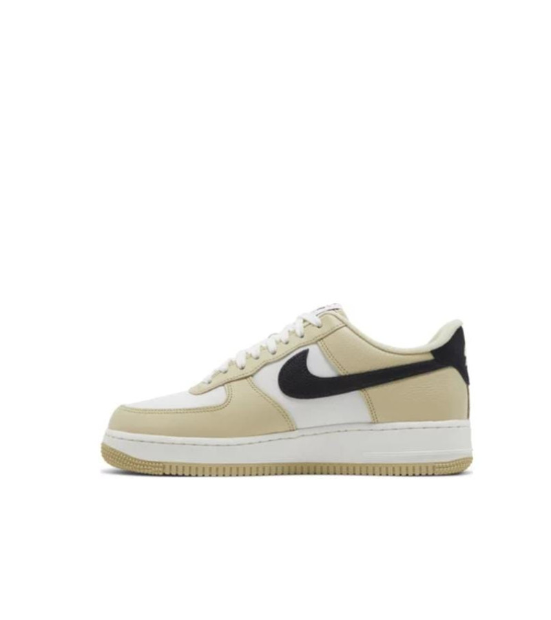 Air Force 1 '07 LX 'Team Gold'