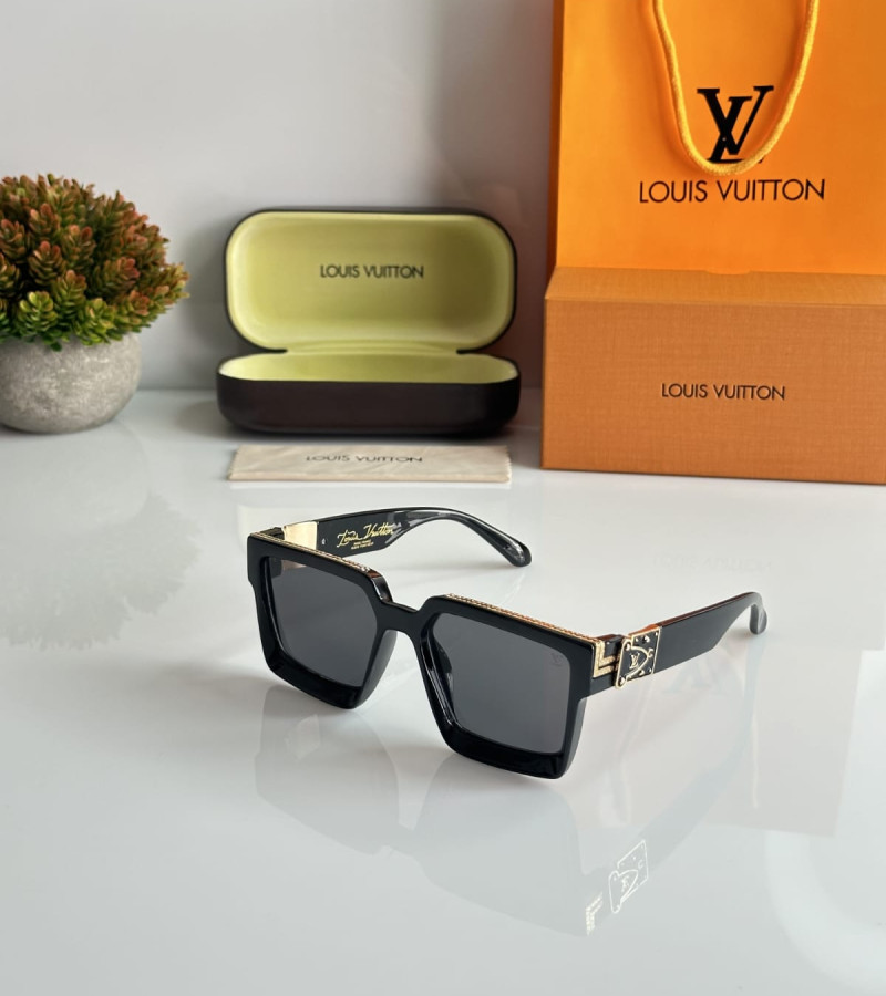 Louis Vuitton Gold Black