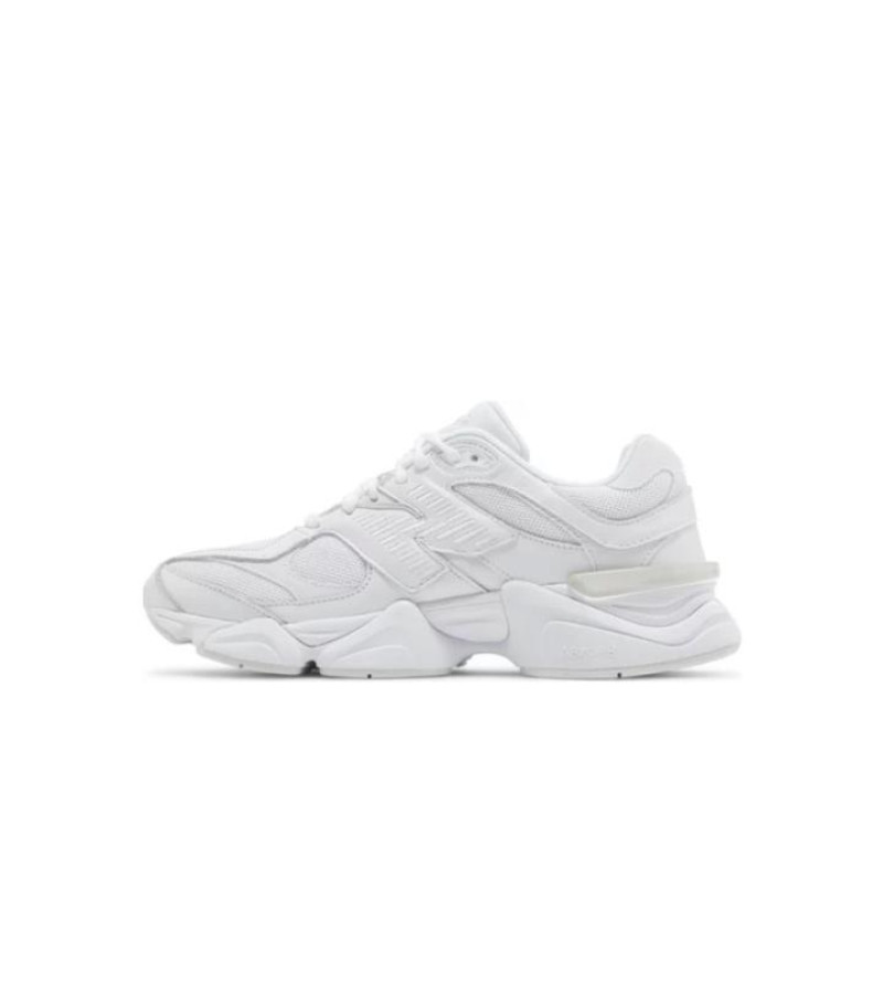 9060 'Triple White'